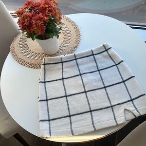 Lulus White Plaid mini skirt